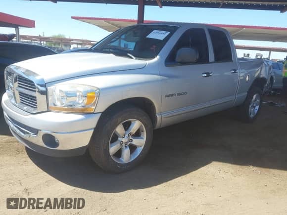 2006 Dodge 1500 SLT with VIN 1D7HA18N96S669392, listed as a IAAI auction lot 42514892 with 116,920 mi miles and . Bid and sale history available at DreamBid. Image 17.