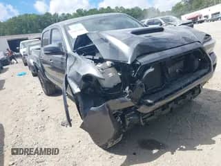 2020 Toyota Tacoma SR5 with VIN 3TMCZ5AN3LM331621, listed as a IAAI auction lot 42812960 with 46,731 mi miles and . Bid and sale history available at DreamBid. Image 1.