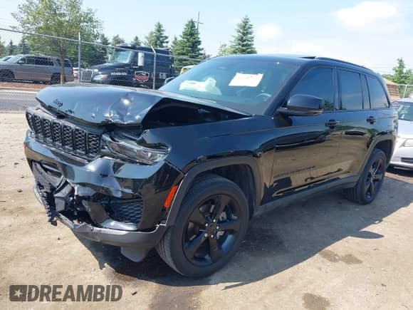 2023 Jeep Grand Cherokee Altitude с VIN 1C4RJHAG6PC595296, выставлен на аукционе IAAI как лот 42682729 с пробегом 30 622 миль миль и . История ставок и продаж доступна на DreamBid. Изображение 2.
