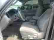 2004 Toyota Tundra SR5 z VIN 5TBBT44194S446136, wystawiony jako Copart lot #65595115 z przebiegiem 89 188 mil mil oraz Czysty tytuł • Clean title. Historia ofert i sprzedaży dostępna na DreamBid. Obrazek 7.