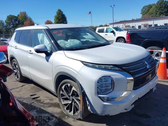 2024 Mitsubishi Outlander SE с VIN JA4J4VA82RZ026354, выставлен на аукционе IAAI как лот 43492304 с пробегом 54 791 миль миль и . История ставок и продаж доступна на DreamBid. Изображение 13.
