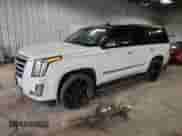2015 Cadillac Escalade Premium z VIN 1GYS4NKJ4FR710193, wystawiony jako Copart lot #71468005 z przebiegiem 122 072 mil mil oraz Czysty tytuł • Clean title. Historia ofert i sprzedaży dostępna na DreamBid. Obrazek 1.
