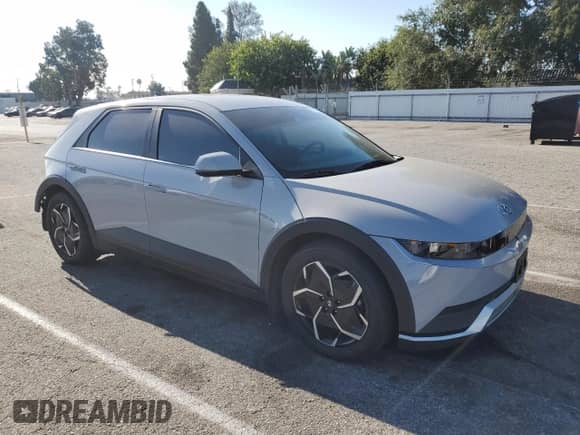 2022 Hyundai Ioniq 5 SEL с VIN KM8KN4AE2NU070462, выставлен на аукционе Copart как лот 70177625 с пробегом 49 476 миль миль и Списание • Salvage title. История ставок и продаж доступна на DreamBid. Изображение 4.
