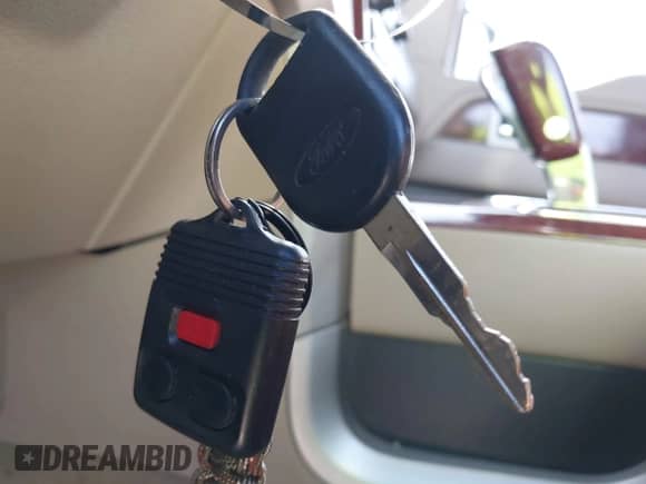 2010 Ford F-150 XL with VIN 1FTFW1EV0AKA90761, listed as a IAAI auction lot 43259985 with 193,482 mi miles and . Bid and sale history available at DreamBid. Image 11.