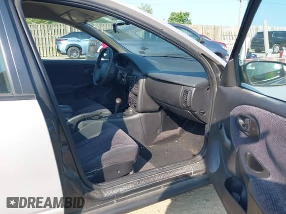 2001 Saturn SL с VIN 1G8ZK52771Z269242, выставлен на аукционе IAAI как лот 42425226 с пробегом 129 539 миль миль и . История ставок и продаж доступна на DreamBid. Изображение 5.