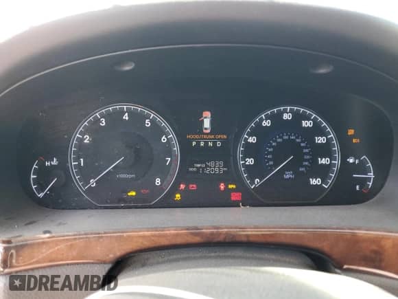 2013 Hyundai Equus Signature с VIN KMHGH4JH4DU058836, выставлен на аукционе Copart как лот 51837815 с пробегом 112 093 миль миль и Списание • Salvage title. История ставок и продаж доступна на DreamBid. Изображение 9.