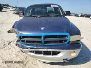 2001 Dodge Dakota Sport z VIN 1B7GL2AN11S171390, wystawiony jako Copart lot #71833495 z przebiegiem 237 486 mil mil oraz Szkoda całkowita • Salvage title. Historia ofert i sprzedaży dostępna na DreamBid. Obrazek 5.