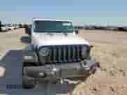 2021 Jeep Wrangler Unlimited Willys с VIN 1C4HJXDG8MW693502, выставлен на аукционе Copart как лот 69004215 с пробегом 25 983 миль миль и Списание • Salvage title. История ставок и продаж доступна на DreamBid. Изображение 5.