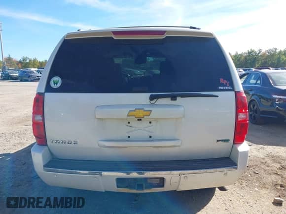 2012 Chevrolet Tahoe LTZ with VIN 1GNSKCE04CR116578, listed as a IAAI auction lot 43337709 with 251,212 mi miles and . Bid and sale history available at DreamBid. Image 17.