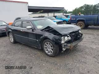 2006 Chrysler 300 C with VIN 2C3KA63H26H532451, listed as a IAAI auction lot 42471444 with 119,217 mi miles and . Bid and sale history available at DreamBid. Image 1.