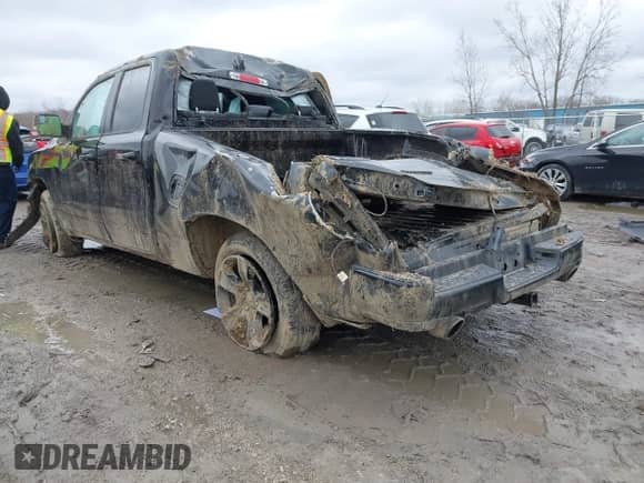 2022 Ram 1500 Big Horn with VIN 1C6SRFBT5NN138689, listed as a IAAI auction lot 42007451 with 55,504 mi miles and . Bid and sale history available at DreamBid. Image 3.