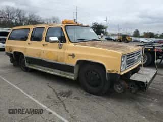 1988 Chevrolet Suburban с VIN 1GNGR26K1JF166137, выставлен на аукционе Copart как лот 81096714 с пробегом 76 455 миль миль и Списание • Salvage title. История ставок и продаж доступна на DreamBid. Изображение 4.