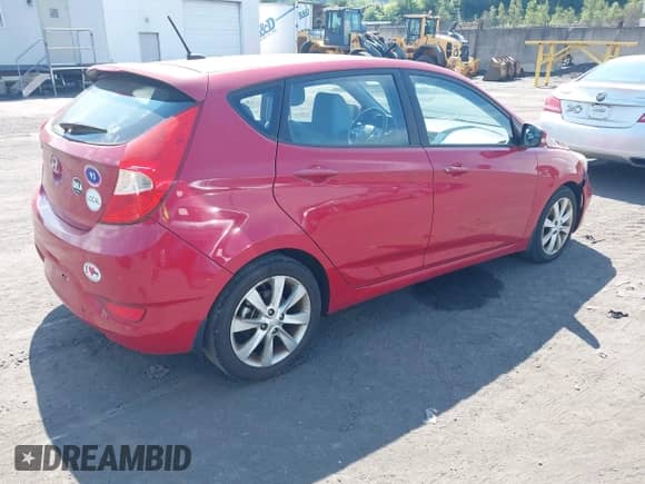 2013 Hyundai Accent SE с VIN KMHCU5AE9DU090509, выставлен на аукционе IAAI как лот 42915082 с пробегом 125 584 миль миль и . История ставок и продаж доступна на DreamBid. Изображение 4.