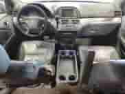 2007 Honda Odyssey EX-L с VIN 5FNRL38707B119874, выставлен на аукционе Copart как лот 82385185 с пробегом 221 416 миль миль и На запчасти • Non repairable. История ставок и продаж доступна на DreamBid. Изображение 8.