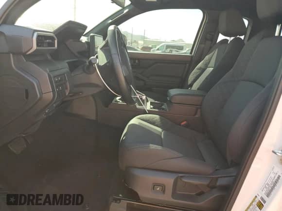 2025 Toyota Tacoma SR with VIN 3TYJDAHN5ST030971, listed as a Copart auction lot 71118815 with 189 mi miles and Salvage title. Bid and sale history available at DreamBid. Image 7.