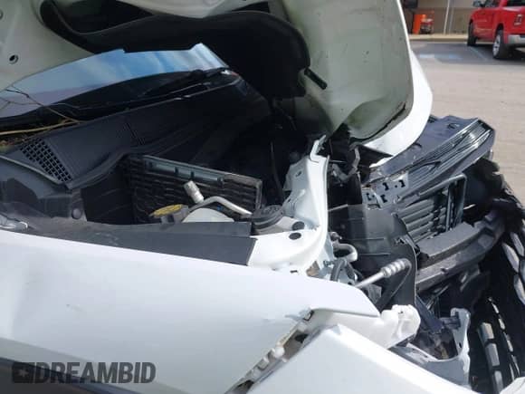 2021 Chevrolet TrailBlazer RS z VIN KL79MUSL4MB003002, wystawiony jako IAAI lot #42209159 z przebiegiem 40 929 mil mil oraz . Historia ofert i sprzedaży dostępna na DreamBid. Obrazek 10.