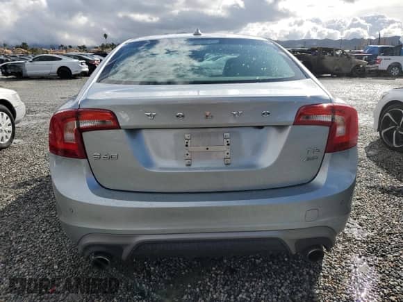 2018 Volvo S60 Dynamic с VIN YV140MTL0J2462234, выставлен на аукционе Copart как лот 48199435 с пробегом 55 571 миль миль и Списание • Salvage title. История ставок и продаж доступна на DreamBid. Изображение 6.