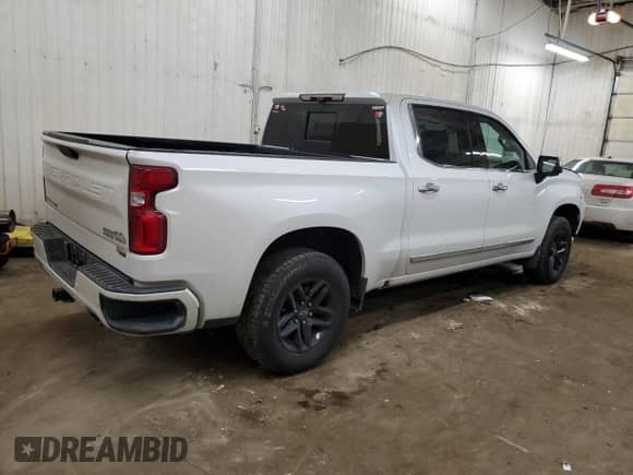 2022 Chevrolet Silverado 1500 High Country z VIN 3GCUDJEL7NG517295, wystawiony jako Copart lot #42126965 z przebiegiem 72 744 mil mil oraz Szkoda całkowita • Salvage title. Historia ofert i sprzedaży dostępna na DreamBid. Obrazek 3.