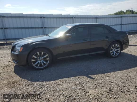 2014 Chrysler 300 S with VIN 2C3CCABG1EH376251, listed as a Copart auction lot 65058745 with 79,723 mi miles and Salvage title. Bid and sale history available at DreamBid. Image 1.
