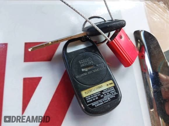 2000 Honda Accord LX z VIN 1HGCG1641YA047652, wystawiony jako IAAI lot #42850448 z przebiegiem 93 987 mil mil oraz . Historia ofert i sprzedaży dostępna na DreamBid. Obrazek 11.