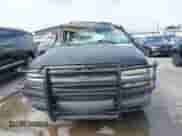 2003 Chevrolet Tahoe LS with VIN 1GNEC13Z93R226929, listed as a IAAI auction lot 43045072 with 174,462 mi miles and . Bid and sale history available at DreamBid. Image 12.
