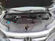 2019 Honda Pilot EX-L z VIN 5FNYF6H46KB011519, wystawiony jako Copart lot #71095485 z przebiegiem 49 249 mil mil oraz Szkoda całkowita • Salvage title. Historia ofert i sprzedaży dostępna na DreamBid. Obrazek 12.