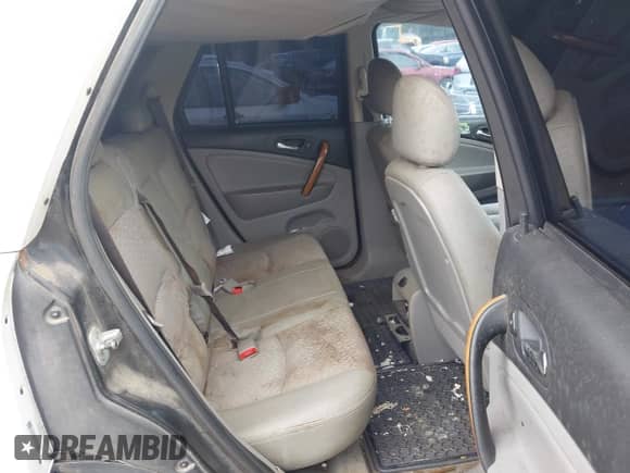 2007 Saturn VUE V6 with VIN 5GZCZ53447S852749, listed as a IAAI auction lot 43133350 with 152,882 mi miles and . Bid and sale history available at DreamBid. Image 8.