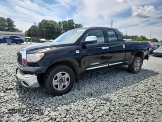 2008 Toyota Tundra с VIN 5TBRT541X8S461044, выставлен на аукционе Copart как лот 69058945 с пробегом 196 450 миль миль и Списание • Salvage title. История ставок и продаж доступна на DreamBid. Изображение 1.