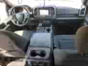 2018 Ford F-150 XL z VIN 1FTEW1EP5JFE03289, wystawiony jako Copart lot #64413505 z przebiegiem 118 565 mil mil oraz Czysty tytuł • Clean title. Historia ofert i sprzedaży dostępna na DreamBid. Obrazek 8.