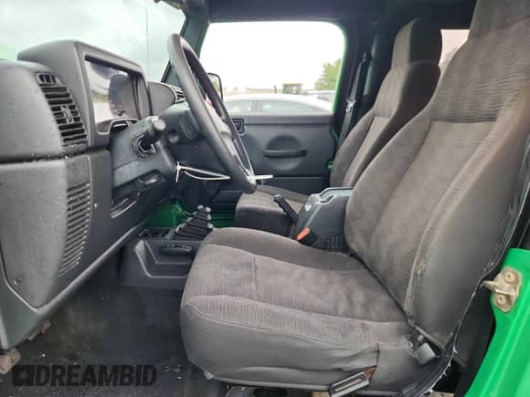 2004 Jeep Wrangler Sport z VIN 1J4FA49S04P752002, wystawiony jako Copart lot #71279105 z przebiegiem 260 290 mil mil oraz Czysty tytuł • Clean title. Historia ofert i sprzedaży dostępna na DreamBid. Obrazek 7.