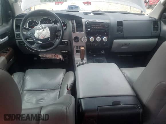 2012 Toyota Tundra Limited z VIN 5TFSY5F10CX132864, wystawiony jako Copart lot #70156505 z przebiegiem 186 395 mil mil oraz Szkoda całkowita • Salvage title. Historia ofert i sprzedaży dostępna na DreamBid. Obrazek 8.