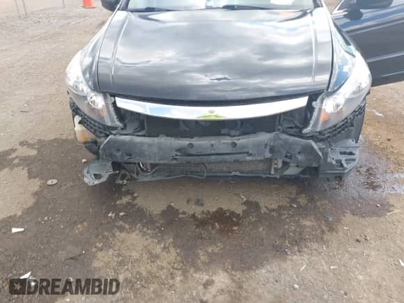 2012 Honda Accord LX Premium z VIN 1HGCP2F46CA023815, wystawiony jako IAAI lot #43084812 z przebiegiem 265 148 mil mil oraz . Historia ofert i sprzedaży dostępna na DreamBid. Obrazek 18.