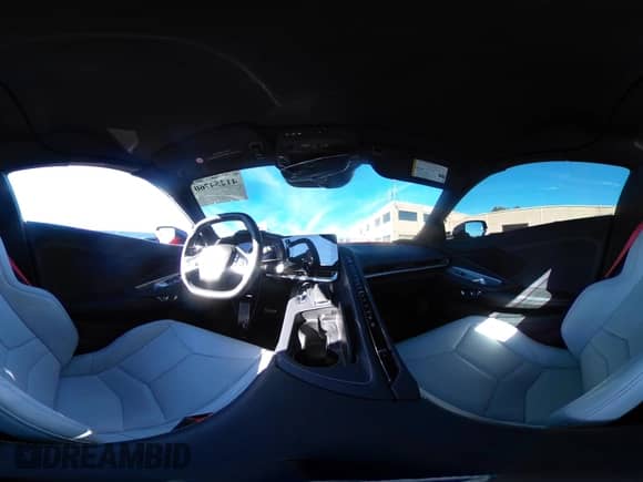 2024 Chevrolet Corvette 1LT z VIN 1G1YA3D47R5128887, wystawiony jako IAAI lot #41254760 z przebiegiem 4 167 mil mil oraz . Historia ofert i sprzedaży dostępna na DreamBid. Obrazek 18.