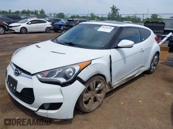 2014 Hyundai Veloster с VIN KMHTC6AD1EU199273, выставлен на аукционе IAAI как лот 42759448 с пробегом 174 507 миль миль и . История ставок и продаж доступна на DreamBid. Изображение 18.