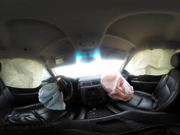 2010 Chevrolet Avalanche LT with VIN 3GNVKFE03AG298995, listed as a IAAI auction lot 40968285 with 125,197 mi miles and . Bid and sale history available at DreamBid. Image 19.