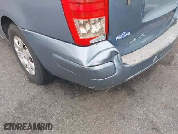 2007 Hyundai Entourage GLS с VIN KNDMC233X76041480, выставлен на аукционе IAAI как лот 43276624 с пробегом 142 645 миль миль и . История ставок и продаж доступна на DreamBid. Изображение 17.