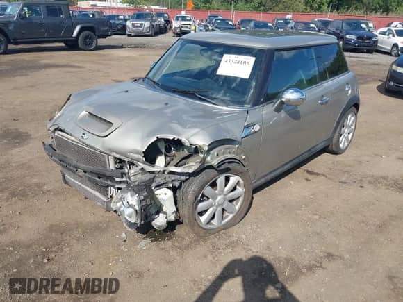 2008 MINI Hardtop S with VIN WMWMF73538TV35556, listed as a IAAI auction lot 43328105 with 113,334 mi miles and . Bid and sale history available at DreamBid. Image 6.