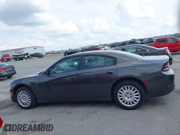 2020 Dodge Charger Police z VIN 2C3CDXKT9LH130462, wystawiony jako IAAI lot #42507238 z przebiegiem 129 994 mil mil oraz . Historia ofert i sprzedaży dostępna na DreamBid. Obrazek 14.