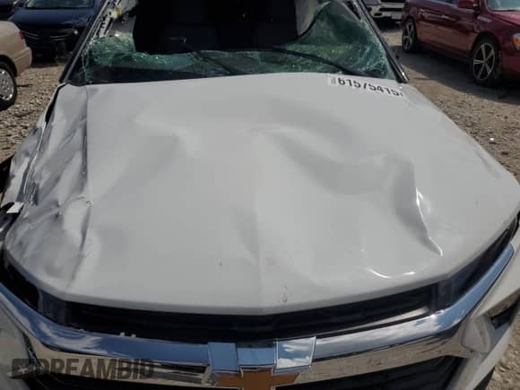 2025 Chevrolet TrailBlazer LT z VIN KL79MPSL8SB057532, wystawiony jako Copart lot #61575415 z przebiegiem Nie podano mil oraz Nie do naprawy • Non repairable. Historia ofert i sprzedaży dostępna na DreamBid. Obrazek 12.