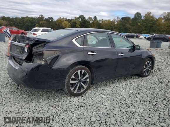2016 Nissan Altima SR with VIN 1N4AL3AP0GC285130, listed as a Copart auction lot 86660045 with 100,458 mi miles and Salvage title. Bid and sale history available at DreamBid. Image 3.