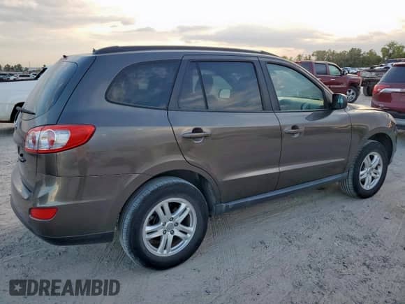 2012 Hyundai Santa Fe GLS with VIN 5XYZG3AB2CG118330, listed as a Copart auction lot 85544805 with 113,823 mi miles and Salvage title. Bid and sale history available at DreamBid. Image 3.
