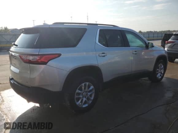 2020 Chevrolet Traverse LT with VIN 1GNERHKW0LJ220580, listed as a Copart auction lot 70767845 with 124,630 mi miles and Salvage title. Bid and sale history available at DreamBid. Image 3.