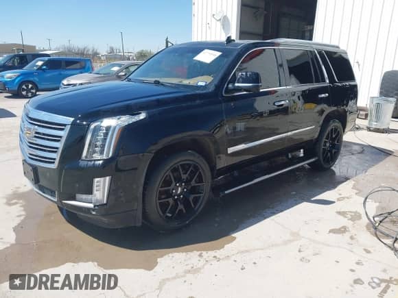 2017 Cadillac Escalade Platinum with VIN 1GYS4DKJ9HR290766, listed as a IAAI auction lot 42739598 with 114,085 mi miles and . Bid and sale history available at DreamBid. Image 17.