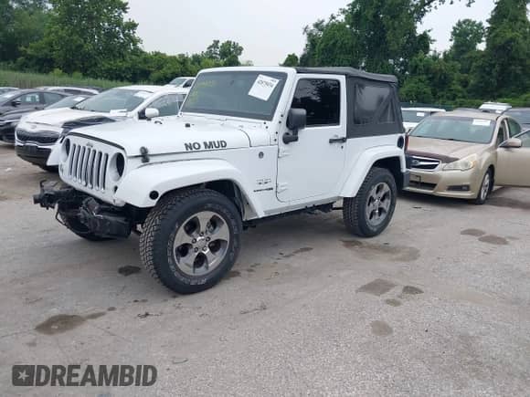 2018 Jeep Wrangler Sahara с VIN 1C4AJWBG1JL809098, выставлен на аукционе IAAI как лот 42875034 с пробегом 24 297 миль миль и . История ставок и продаж доступна на DreamBid. Изображение 2.
