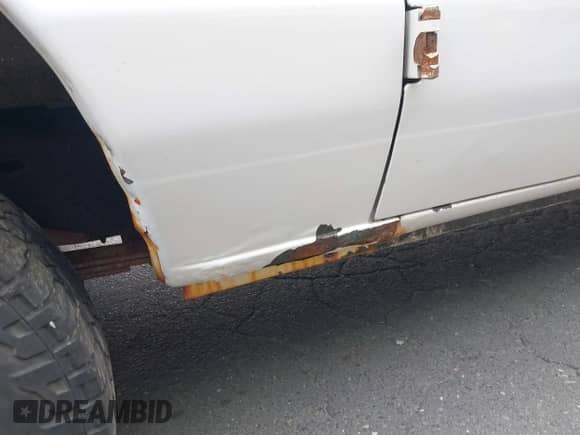 2013 Ford Econoline Cargo Commercial с VIN 1FTSS3EL4DDA51670, выставлен на аукционе IAAI как лот 42894720 с пробегом 185 853 миль миль и . История ставок и продаж доступна на DreamBid. Изображение 17.