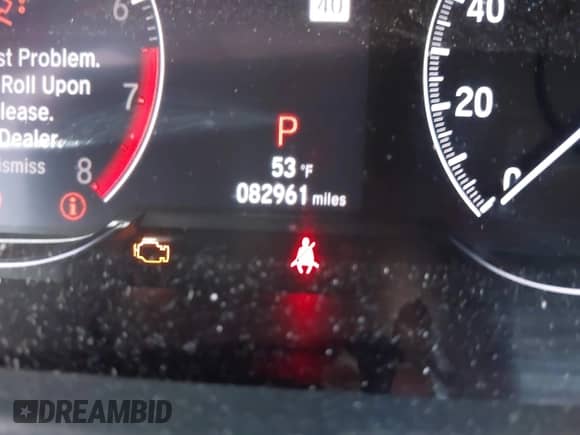 2018 Honda Accord EX z VIN 1HGCV1F42JA229226, wystawiony jako IAAI lot #41833944 z przebiegiem 82 961 mil mil oraz . Historia ofert i sprzedaży dostępna na DreamBid. Obrazek 7.