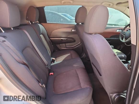 2013 Chevrolet Sonic LT с VIN 1G1JC6SG0D4109722, выставлен на аукционе Copart как лот 71868505 с пробегом 159 104 миль миль и Чистый • Clean title. История ставок и продаж доступна на DreamBid. Изображение 10.