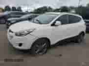2015 Hyundai Tucson Limited z VIN KM8JUCAG6FU103815, wystawiony jako Copart lot #69965805 z przebiegiem 173 671 mil mil oraz Czysty tytuł • Clean title. Historia ofert i sprzedaży dostępna na DreamBid. Obrazek 1.