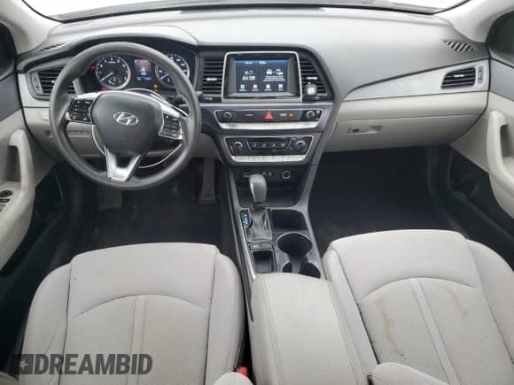 2018 Hyundai Sonata SE with VIN 5NPE24AF7JH617572, listed as a Copart auction lot 82755155 with 172,361 mi miles and Clean title. Bid and sale history available at DreamBid. Image 8.