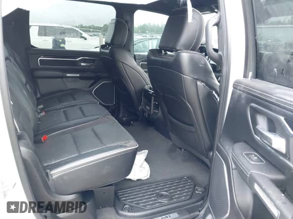 2021 Ram 1500 Laramie z VIN 1C6RREJT7MN828162, wystawiony jako IAAI lot #43386377 z przebiegiem 65 878 mil mil oraz . Historia ofert i sprzedaży dostępna na DreamBid. Obrazek 8.